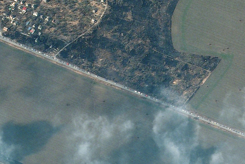Satellite view of vehicles with people trying to evacuate Mariupol.