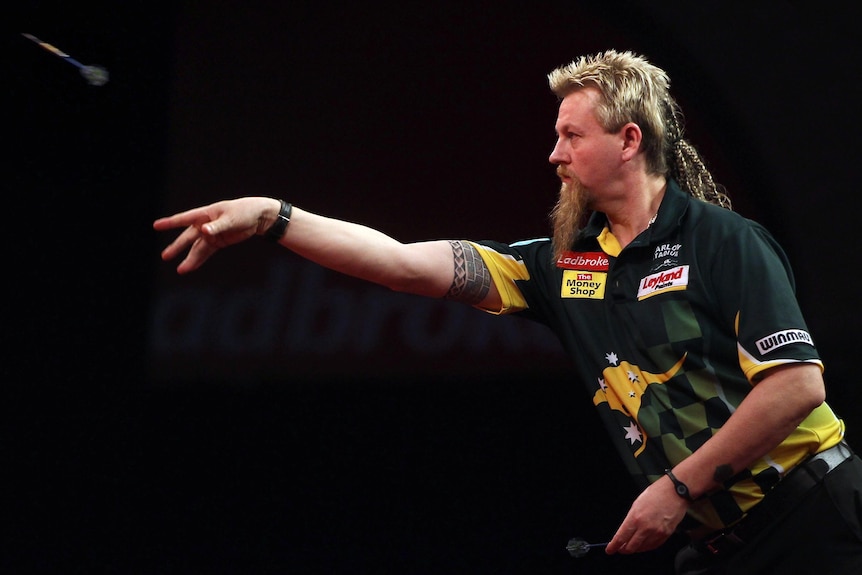 Wizard falls short ... Australia's Simon Whitlock (file photo)