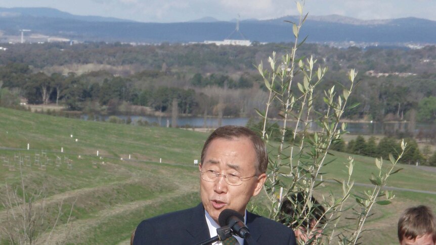 UN Secretary General Ban Ki-moon addressed a large group of dignitaries and school children at today's tree planting in the National Arboretum Canberra.