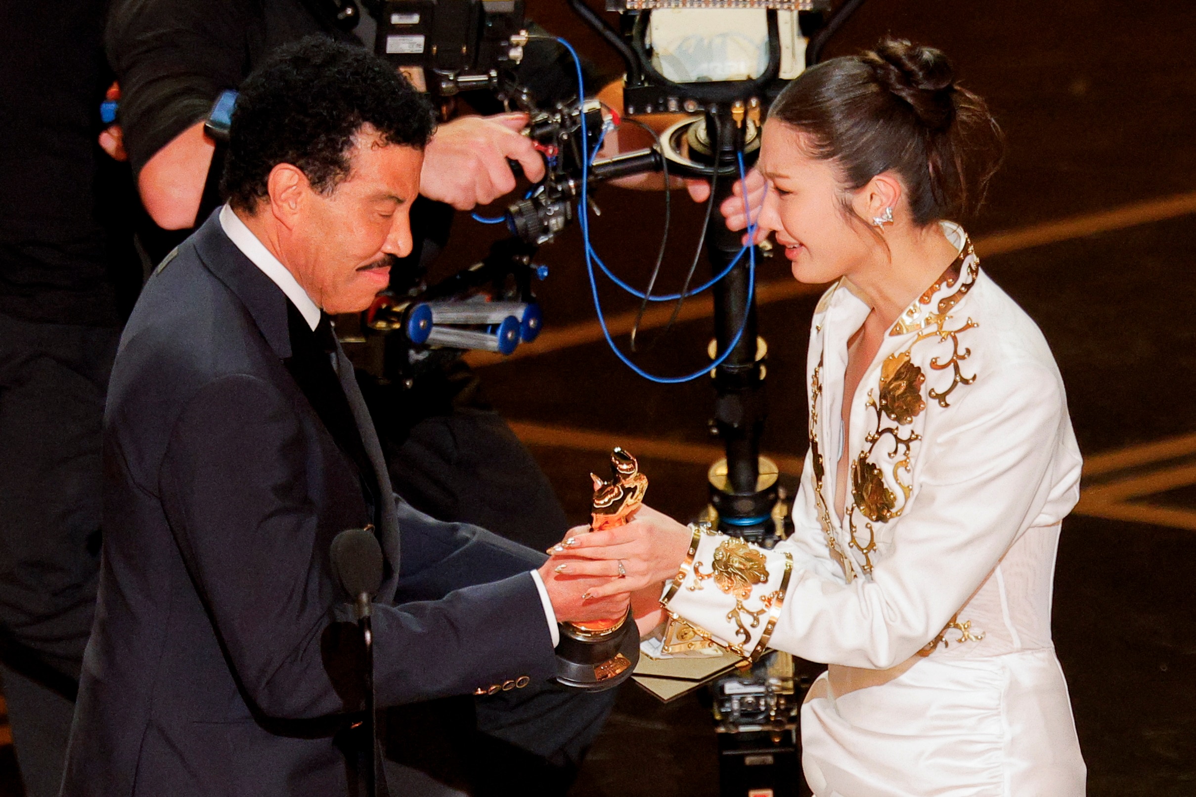 Golden by Kpop Demon Hunters wins best Original Song. 