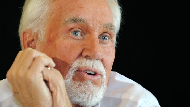 Kenny Rogers is touring Australia for the first time in more than a decade.