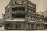 A picture of the Australian Hotel at Broadway, Sydney taken in the 1930s.