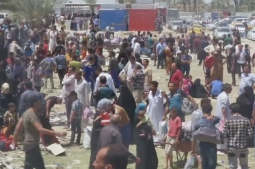 People flee Ramadi