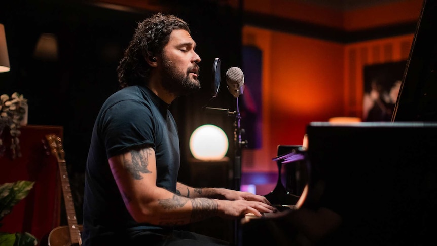 Dave Le'aupepe from Gang of Youths performing live in the triple j Like A Version studio, August 2022