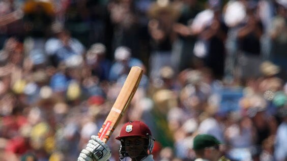 The cool head of Shivnarine Chanderpaul steadied West Indies with a composed 62.