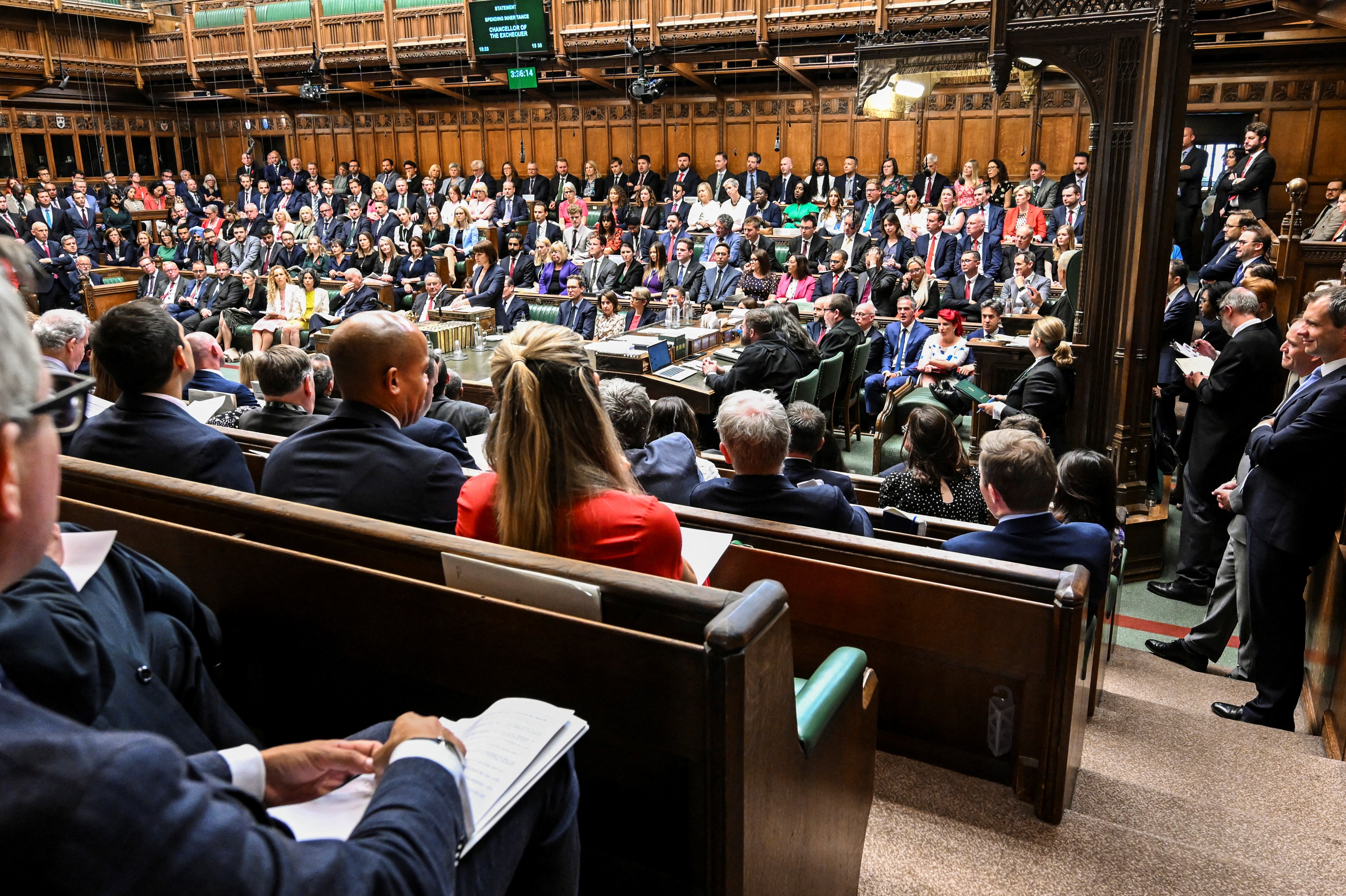 Full house of UK parliament 