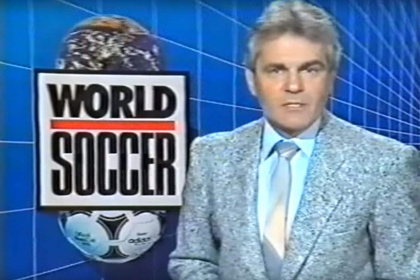 A still image of Les Murray reporting for SBS' 1986 'World Soccer' Maradona special.