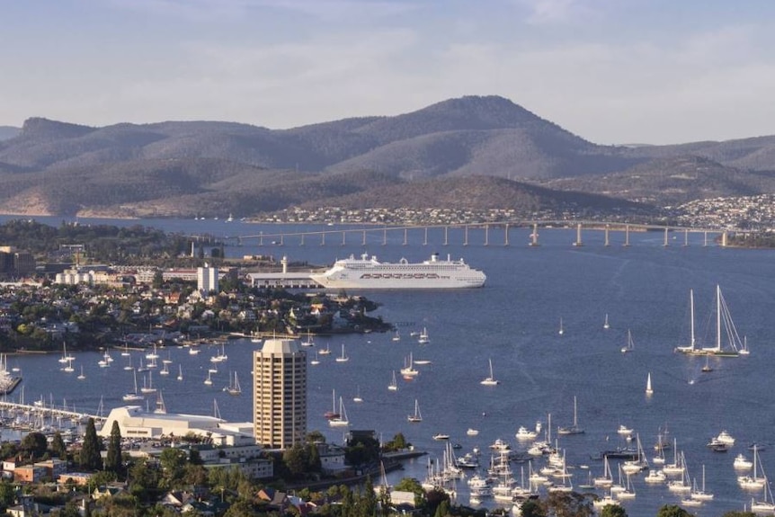 Hobart, November 2017, photo by Kale Thompson on Instagram.