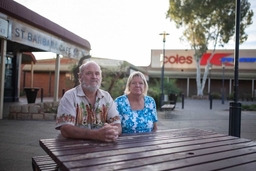 Kambalda residents Vic and Di Savill are on the cashless welfare card and say it's made life more difficult.