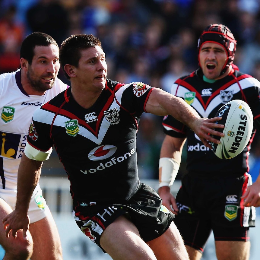 The Warriors' Jacob Lillyman offloads against the Storm