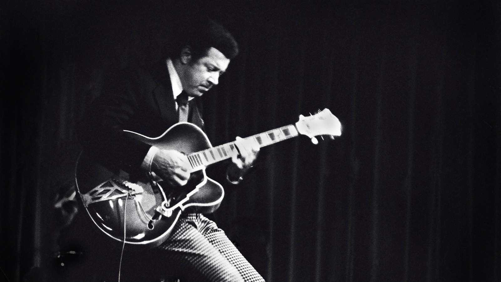 Kenny Burrell at the Five Spot - ABC listen