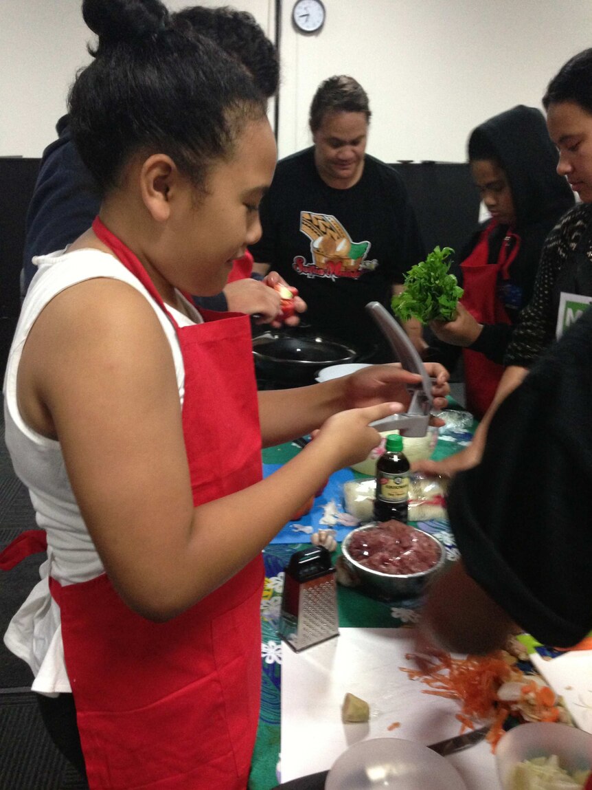 Pacific Islander teenagers take part in Healthy Cooking workshops in Logan