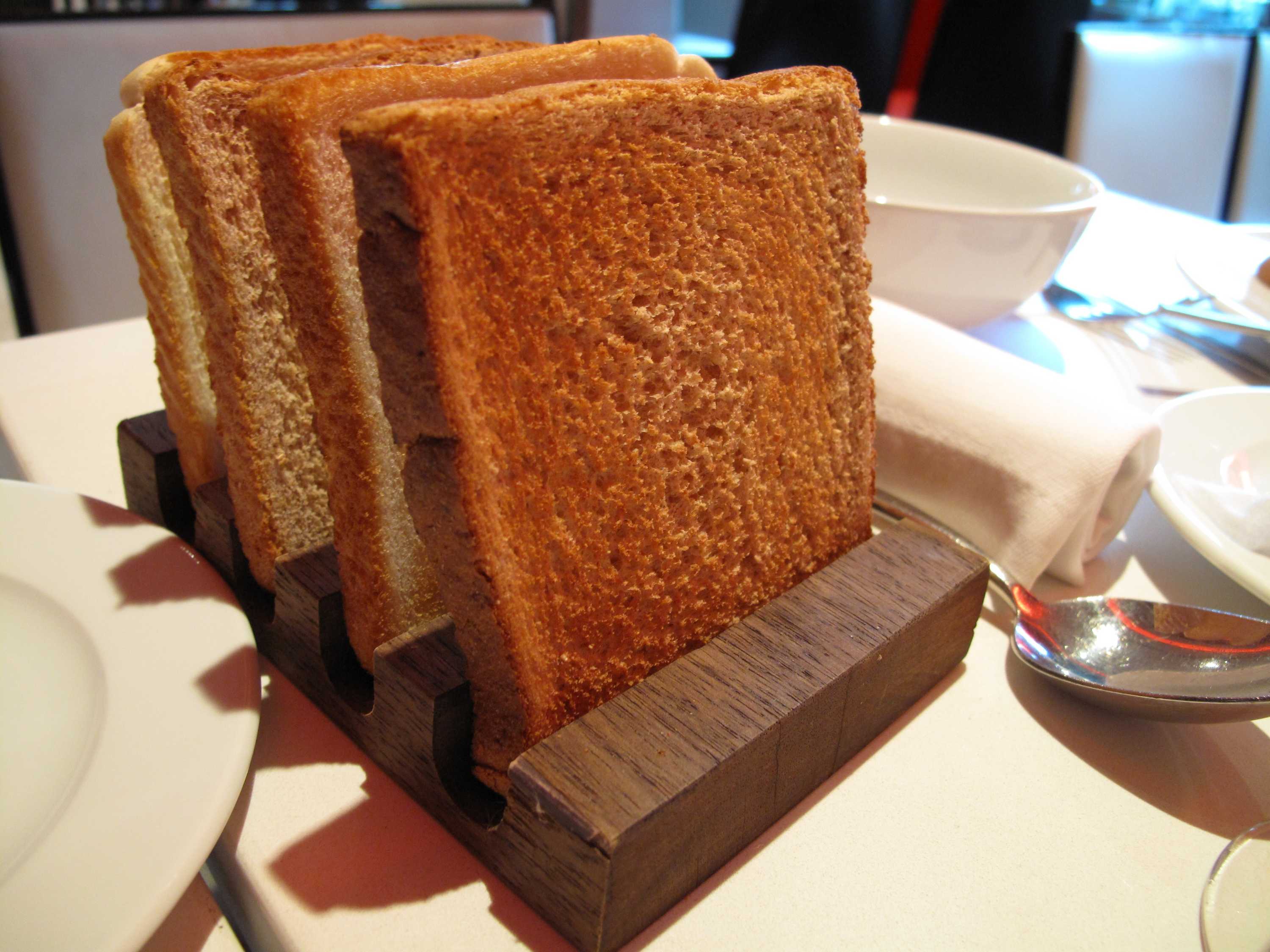 What does Peter Cundall have on his toast? - ABC Hobart