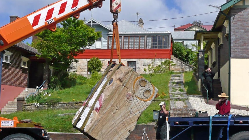 Aboriginal sculpture removed from Katoomba