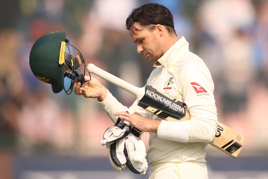 Peter Handscombe leaves the feild after being dismissed in the second Test against India