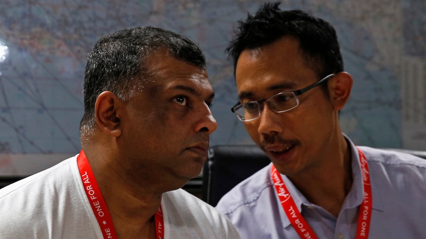 Tony Fernandes at news conference