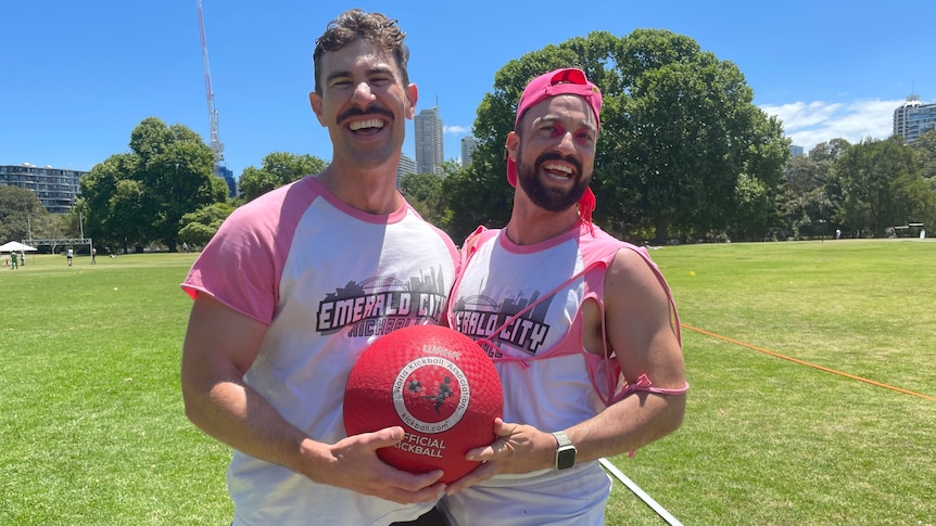 La ligue de kickball pour la communauté LGBTQIA + lancée pendant la pandémie de COVID se prépare à s’étendre à travers l’Australie