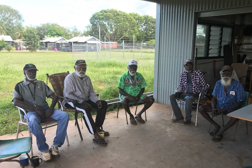 Men's Shed participants on Groote Eylandt