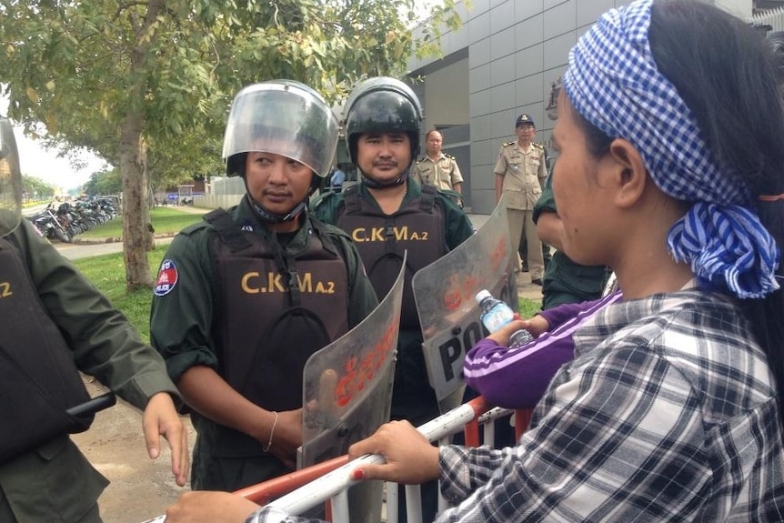 Australian embassy protest against refugee deal in Cambodia