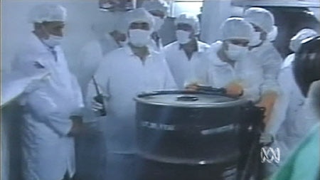 Iranian scientists conduct nuclear research