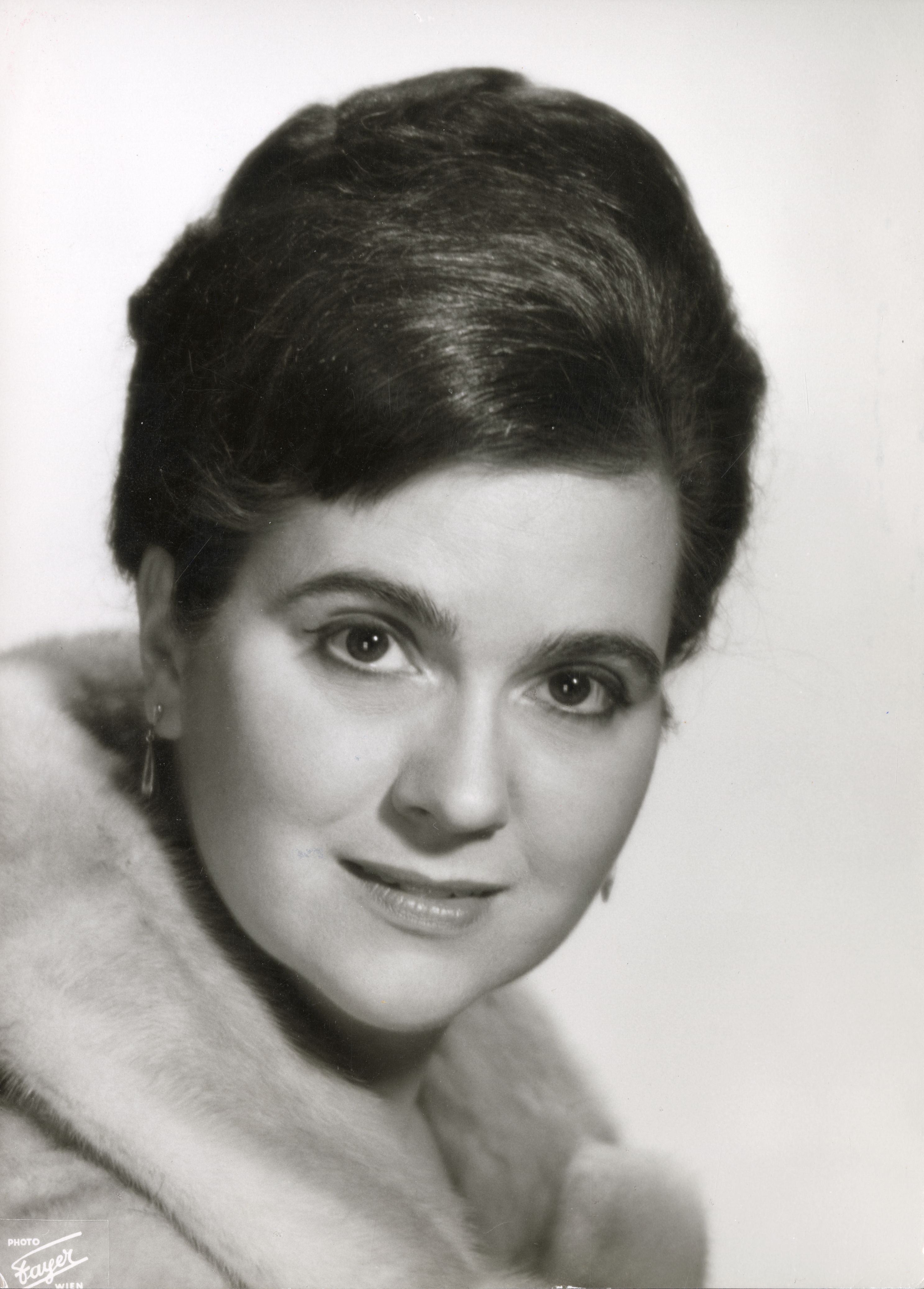 Soprano Elly Ameling looks directly at the camera