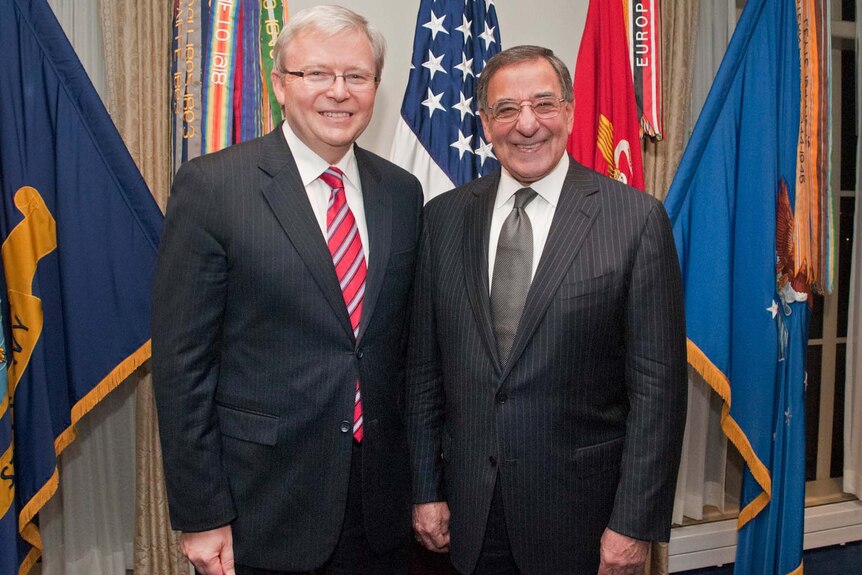 Kevin Rudd (left) meets with US defence secretary Leon Panetta