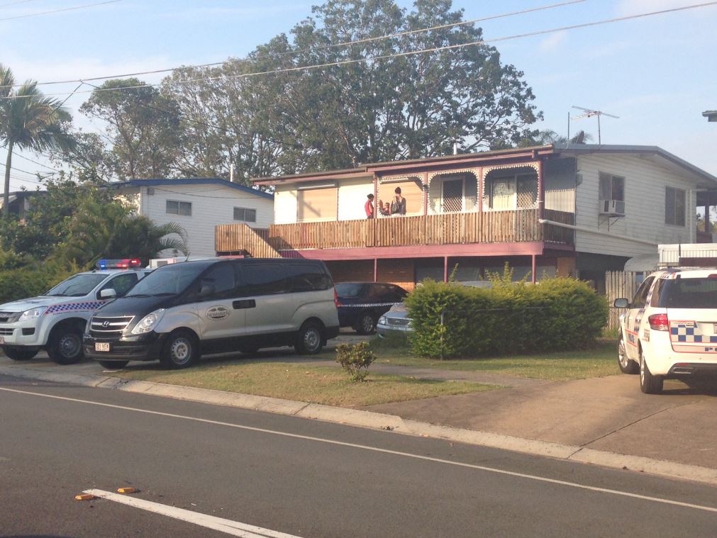 Two children drown in backyard pool south of Brisbane - ABC News