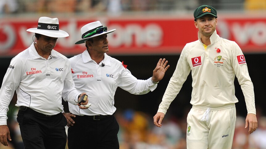 Umpires call off Clarke's charge early