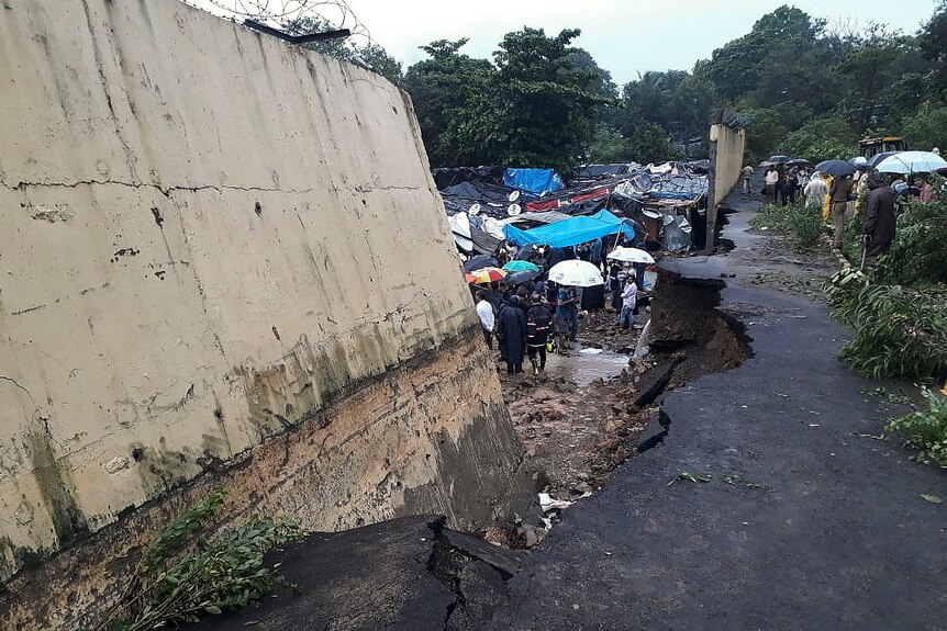 Indian monsoon causes wall collapse