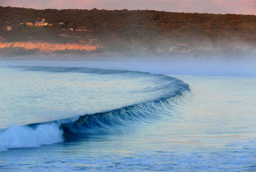 Scientists map out wave energy hotspots - ABC News