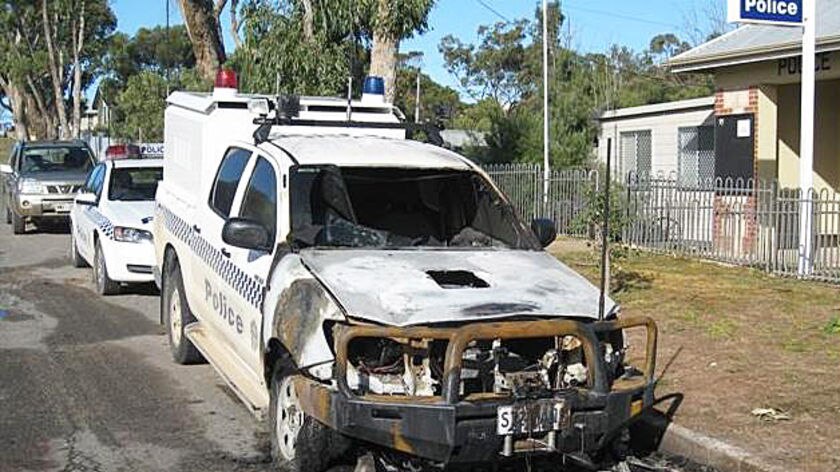 Burnt out police vehicle, Streaky Bay