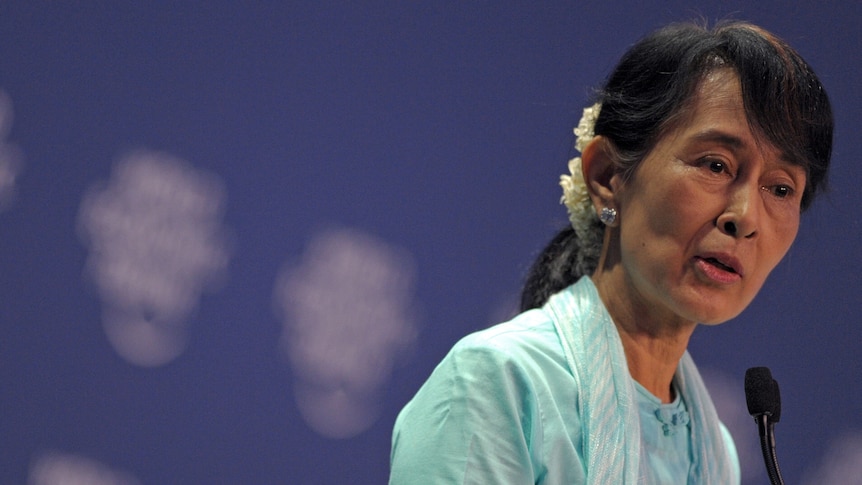 Suu Kyi speaks at the World Economic Forum in Bangkok