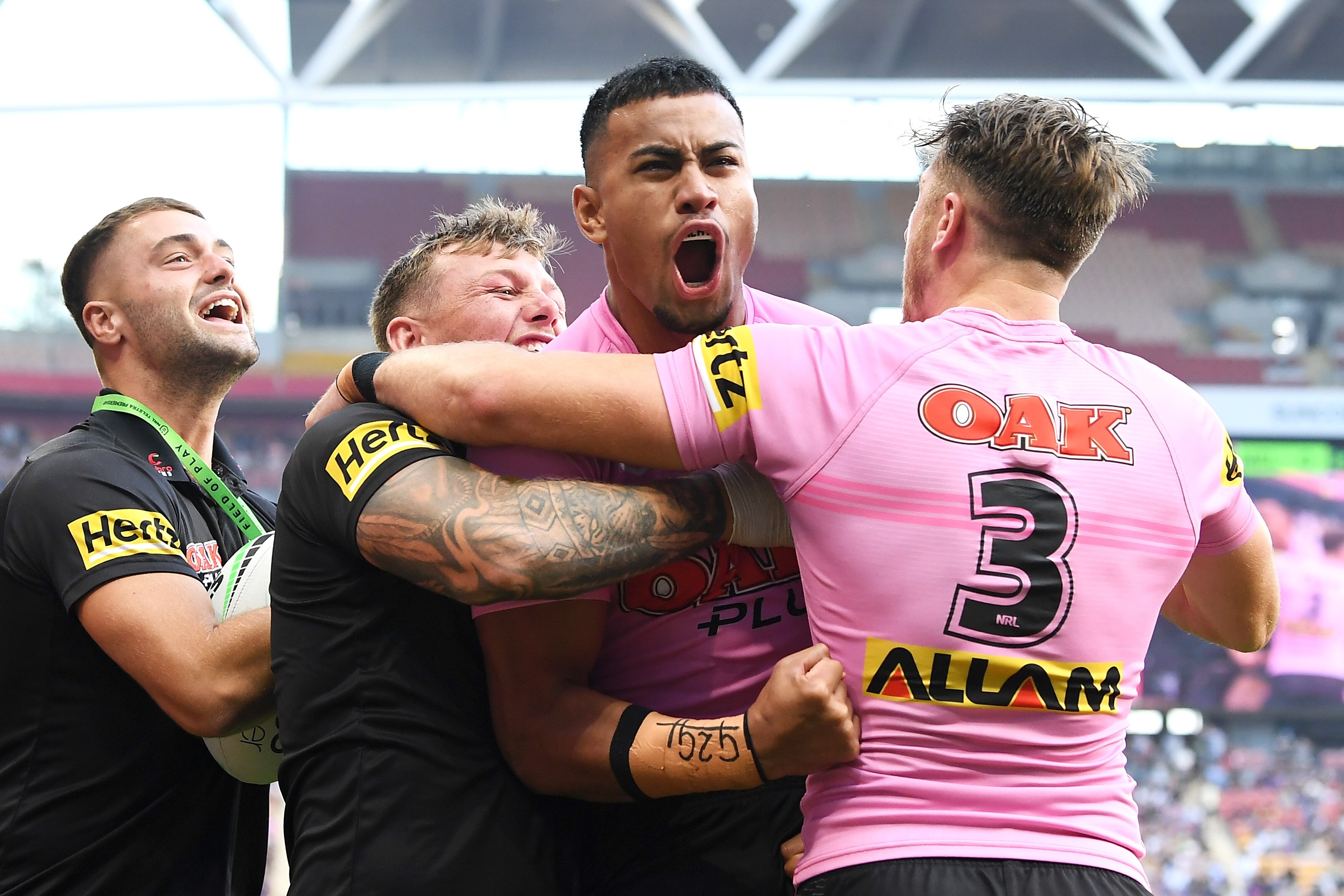 Penrith Panthers beat Melbourne Storm 10-6 to reach second straight NRL grand final, will face South Sydney Rabbitohs