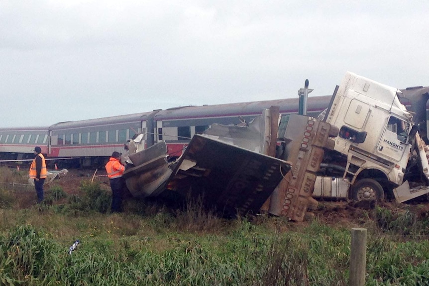 Daytime truck v train crash at Colac