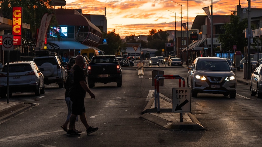 Alcohol bans and law and order responses to crime in Alice Springs haven’t worked in the past and won’t work now – ABC News