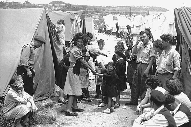 Sephardic migrants in an Israeli transit camp