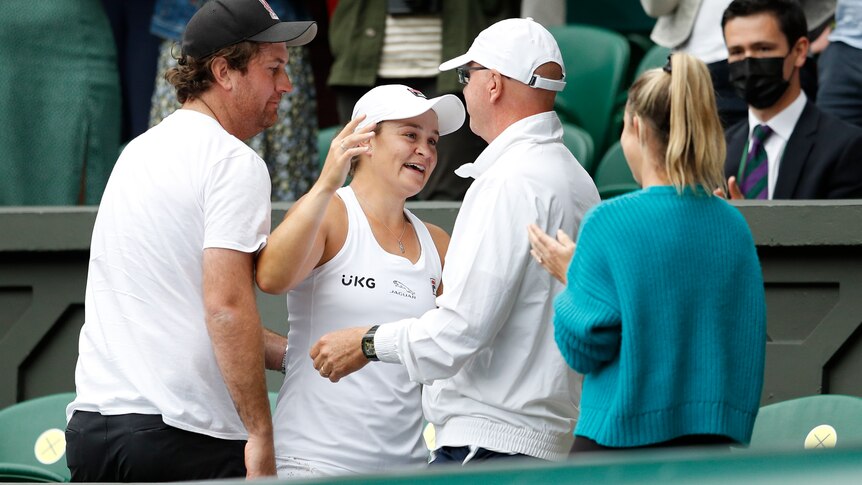 Ash Barty's team didn't tell her how bad her hip was in lead-up to Wimbledon title