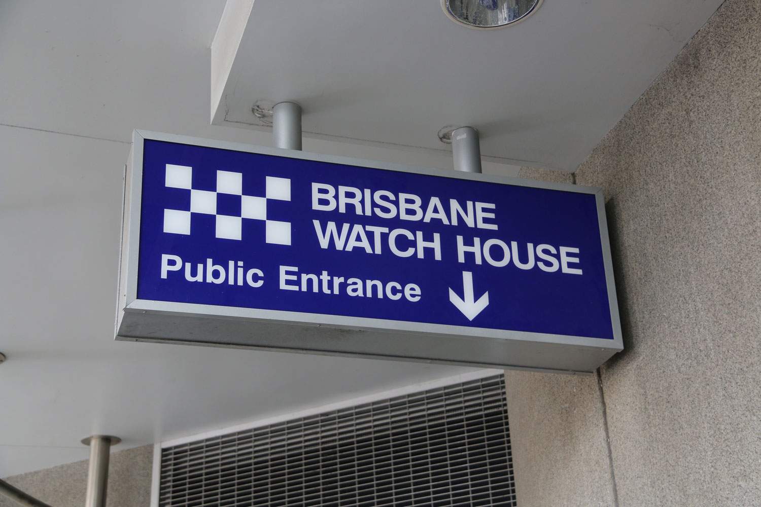 Racist comments at Brisbane watch house 'horrific', Queensland Premier