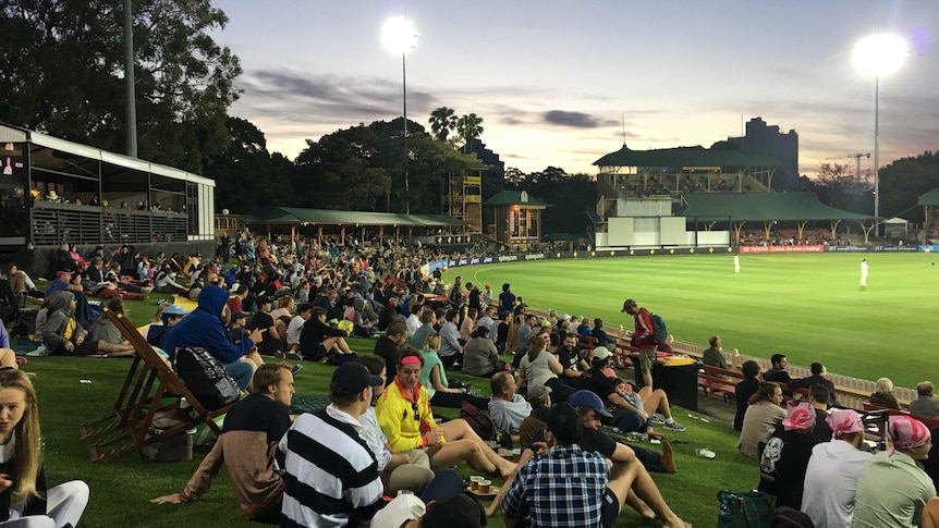 Crowds watch day two of the Women's Ashes Test at North Sydney Oval