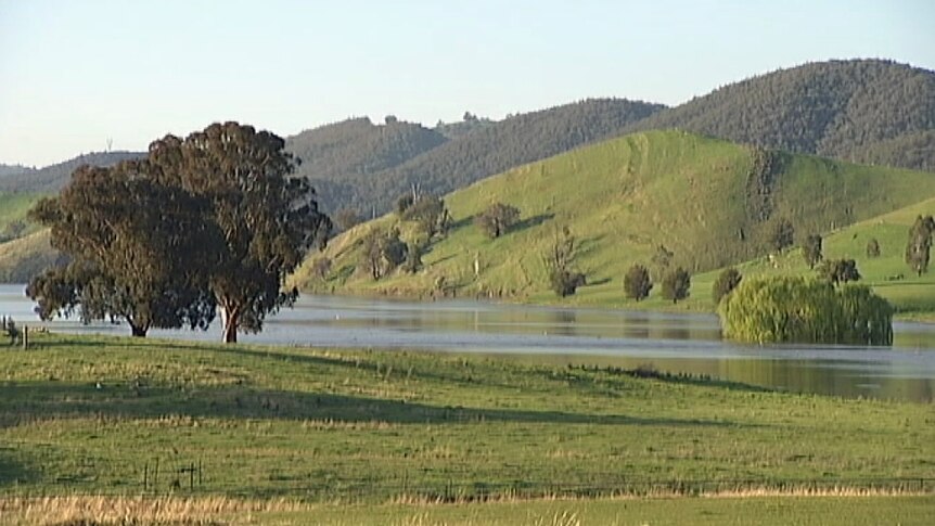 Lake Burrinjuck