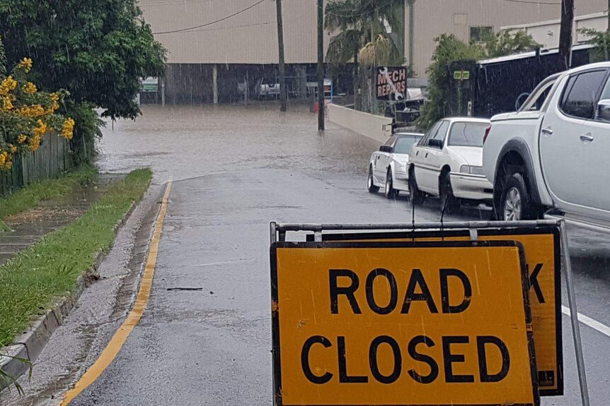 Roads were closed and flooded in East Brisbane and Coorparoo