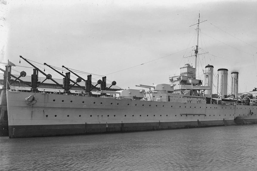 HMAS Canberra docked at Kings Wharf, Wellington.