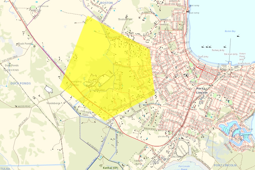 A map of Port Lincoln with a yellow section showing where a bushfire is burning