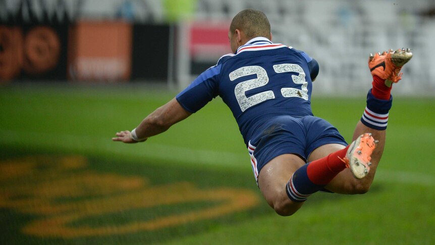 Gael Fickou scores for France in Six Nations