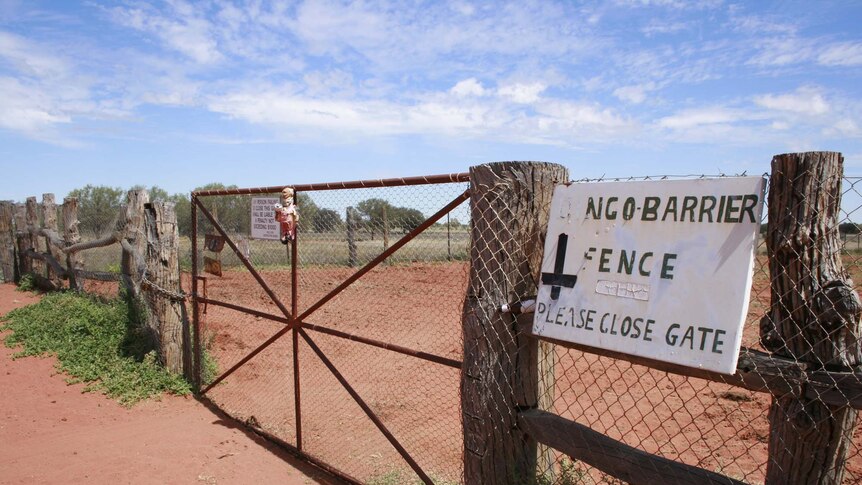 Australia's 5,600km dog fence