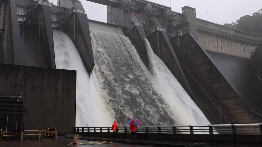 Warragamba dam spills