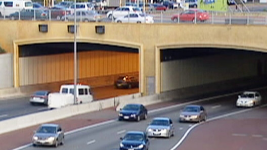 Cars entering and exiting Northbridge tunnel.