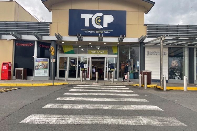 the entrance to traralgon centre plaza 