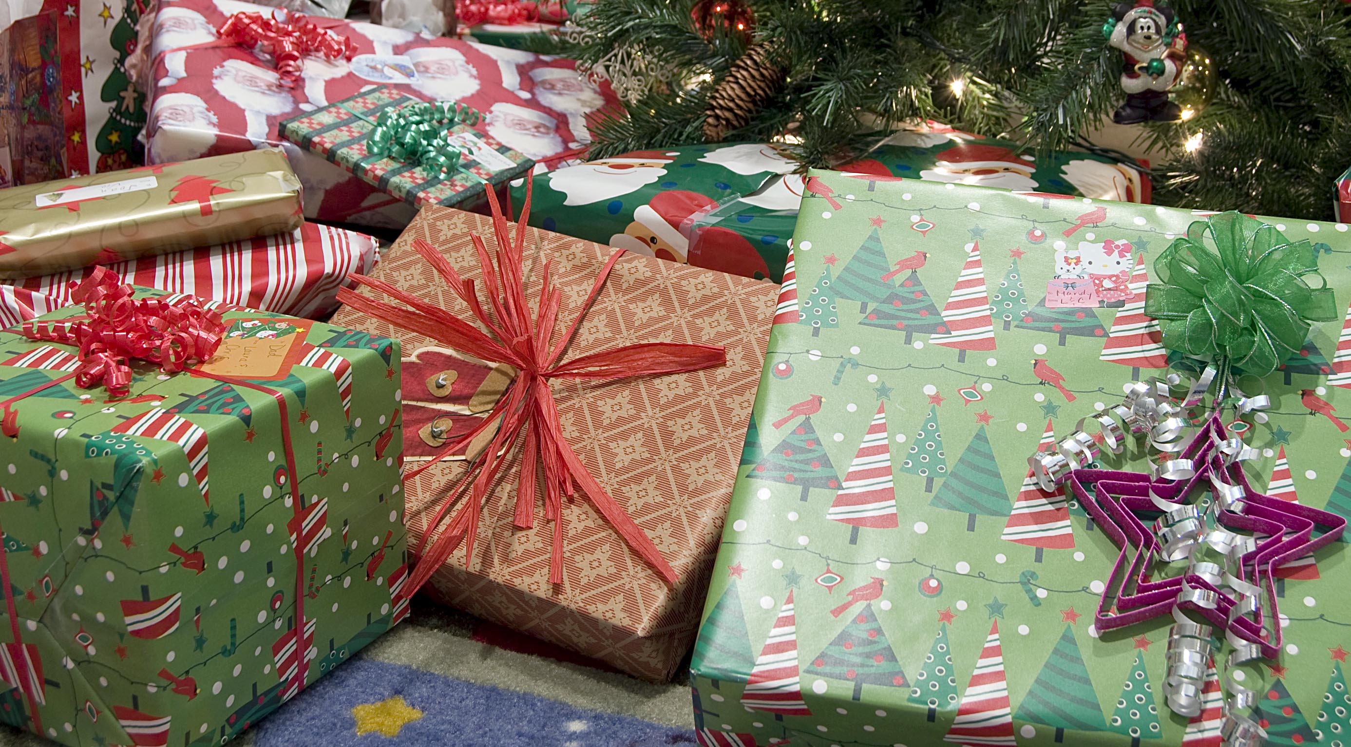 Australia Post says to send parcels by early December…