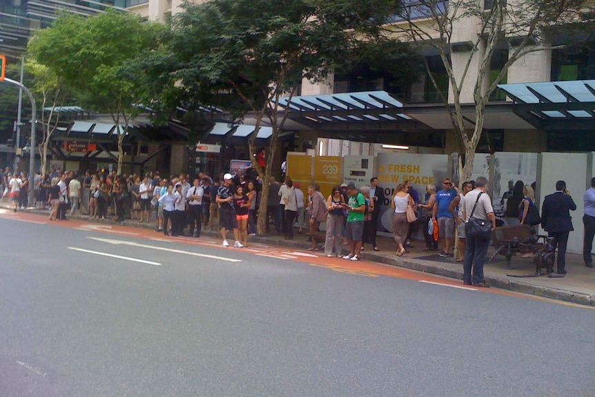 Brisbane shoppers evacuated from Queen Street Mall